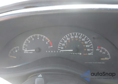 2002 Pontiac Grand Prix Se z USA, uszkodzony, nr VIN 1G2WK52J92F113800